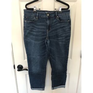 Denizen from Levi’s Cropped Jeans